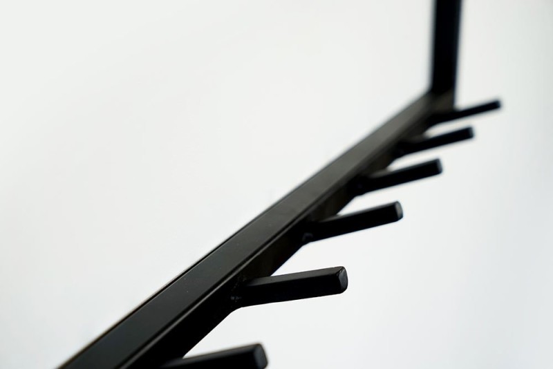 Porte manteaux mural industriel bois massif et métal 7 crochets