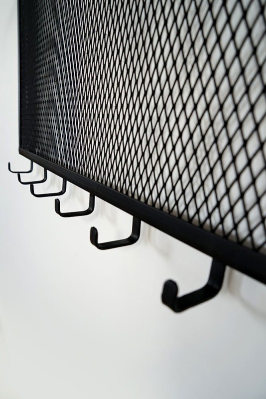 Porte-manteaux industriel mural en métal