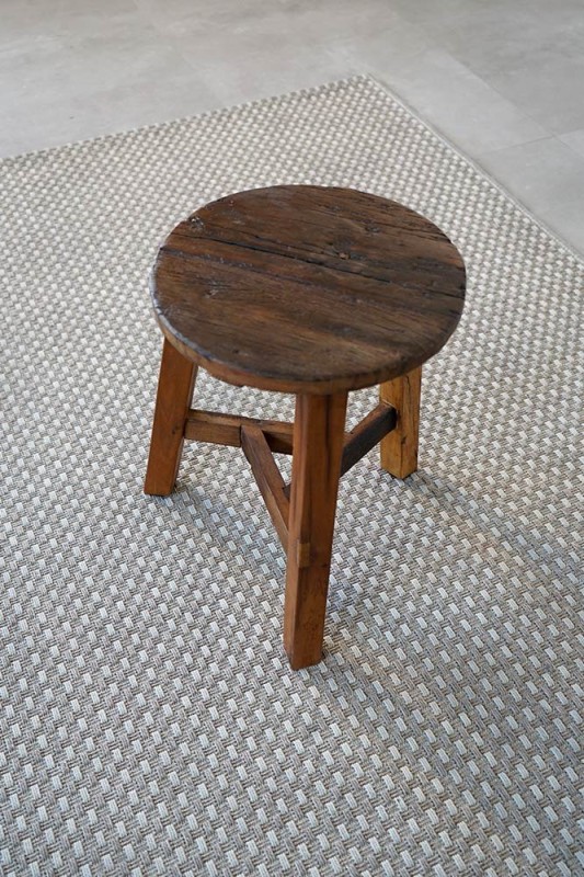 Tabouret en bois recyclé ancien - Reborn