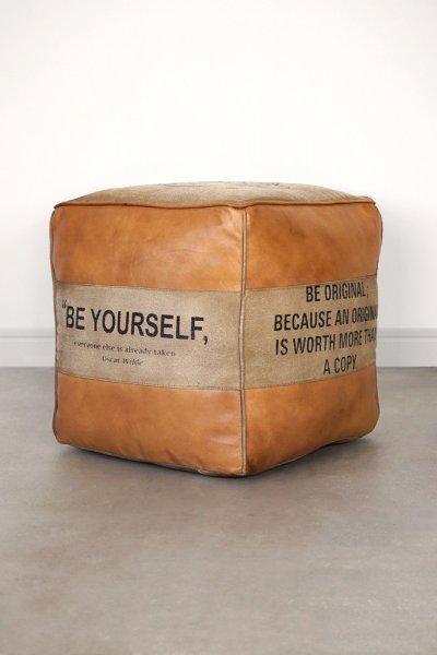 Pouf industriel en cuir "Be Yourself"