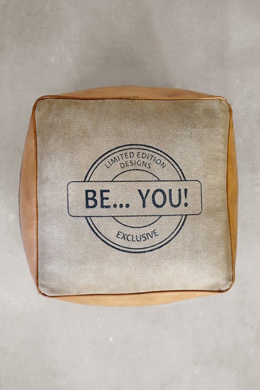 Pouf industriel en cuir "Be Yourself"