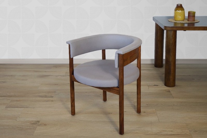 Chaise en bois et tissu - Prestige