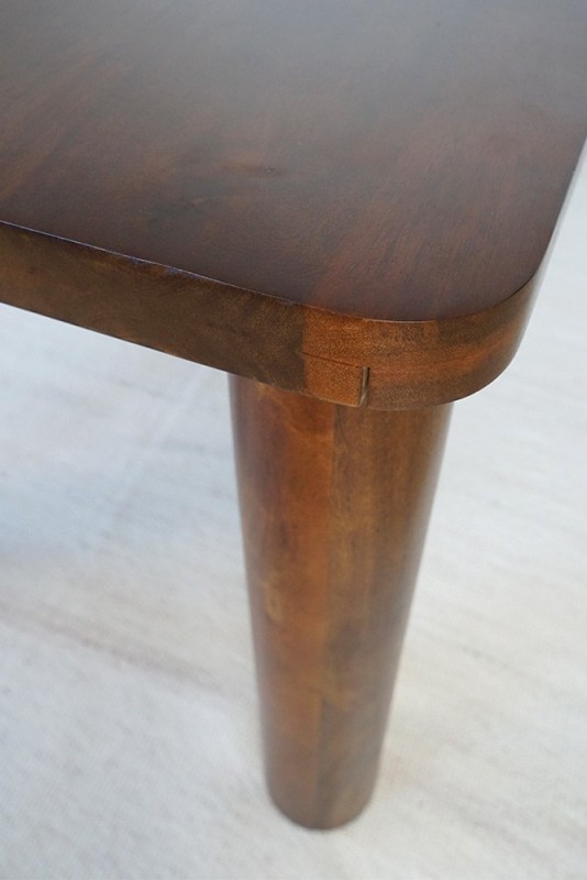 Table à manger en bois massif - Cara