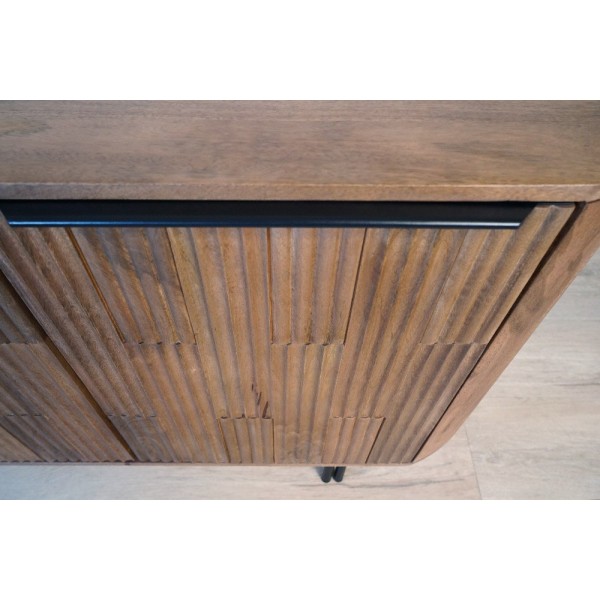 Buffet en bois - Uma