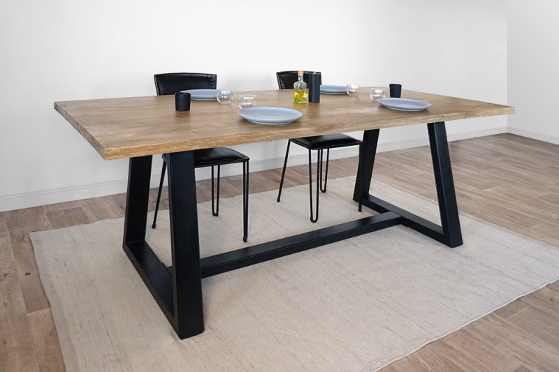 Table en bois massif 220 cm - Aurea