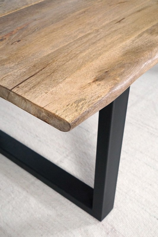 Table en bois massif  220 cm avec pieds en métal et double plateau