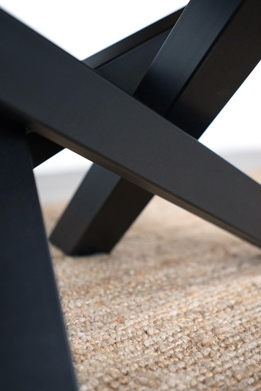 Table basse avec plateau en bois massif d’acacia à bord naturel - Mikado