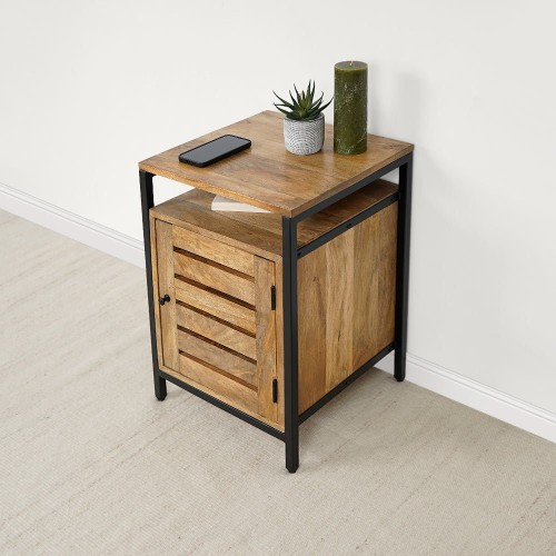 Table de nuit en bois naturel et métal