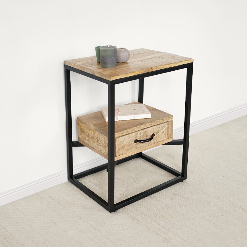 Table de nuit en bois naturel avec un tiroir